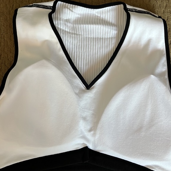 Juniors' Seamless Retro Plunge Bralette / Crop Size XXXL - Picture 6 of 9